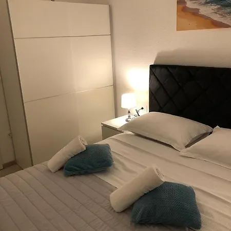 Mir Apartamento Makarska